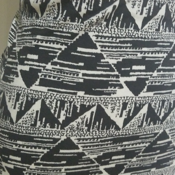 BillBong Skirt - Picture 3 of 5